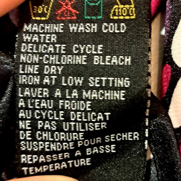 Polyester patterned button down blouse - Picture 5 of 6